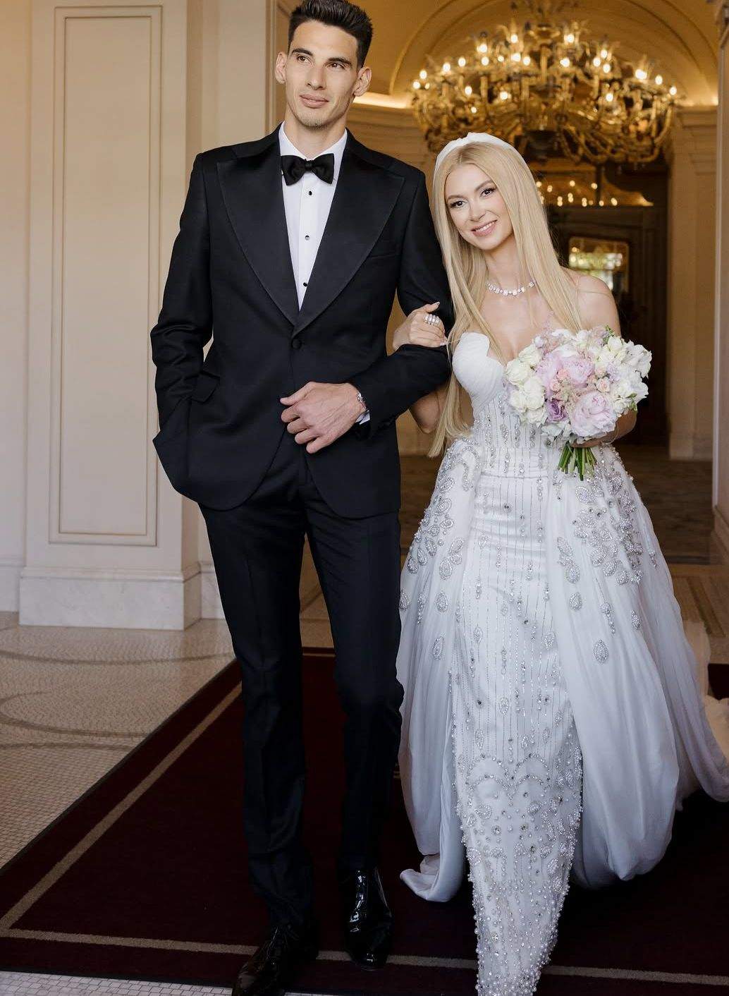 Andreea Bălan se căsătorește azi cu Victor Cornea! Imagini în timp real! Live Update