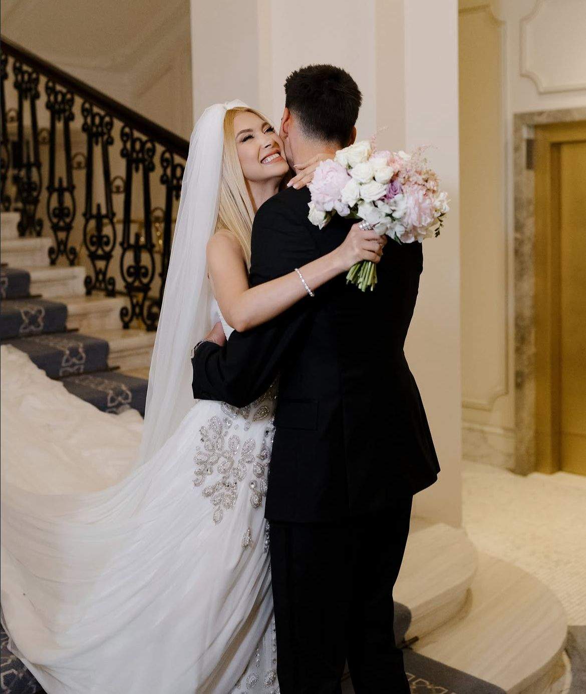 Andreea Bălan se căsătorește azi cu Victor Cornea! Imagini în timp real! Live Update