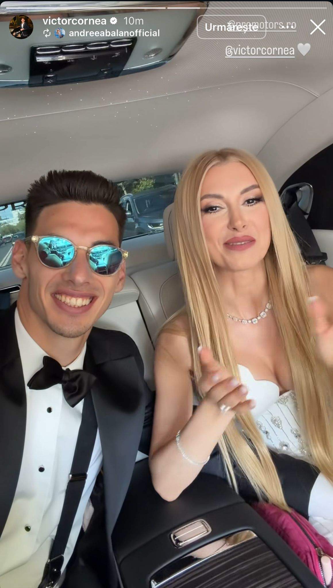 Andreea Bălan și Victor Cornea, în mașină