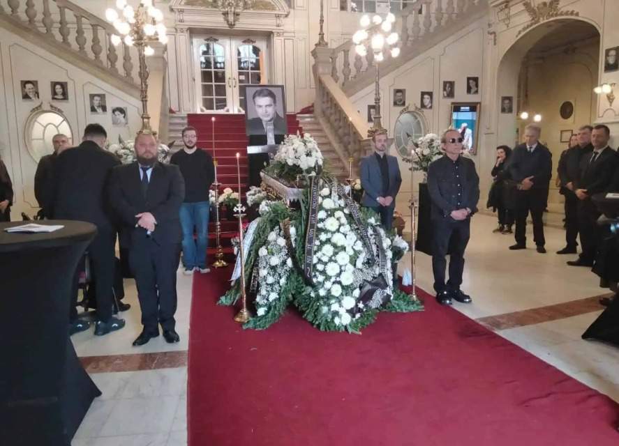 Sicriul lui Ioan Isaiu