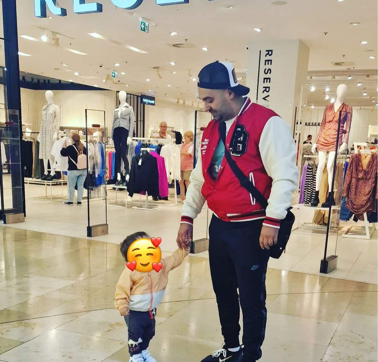 Feraru și fiul lui, în mall