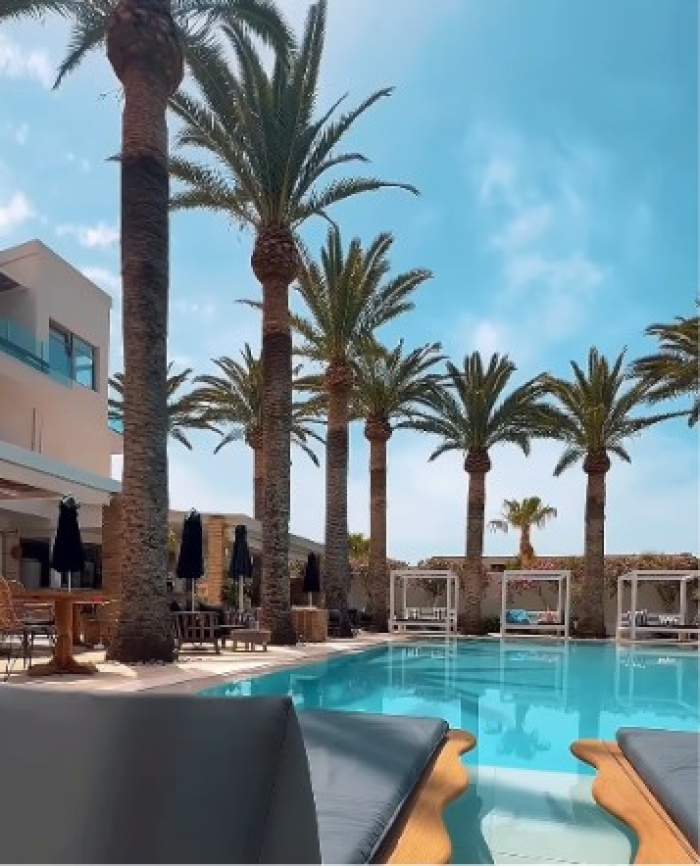 Cum arată locul unde s-au cazat Deea Maxer și soțul ei în Grecia. Au plecat în vacanță imediat după ce s-au căsătorit civil