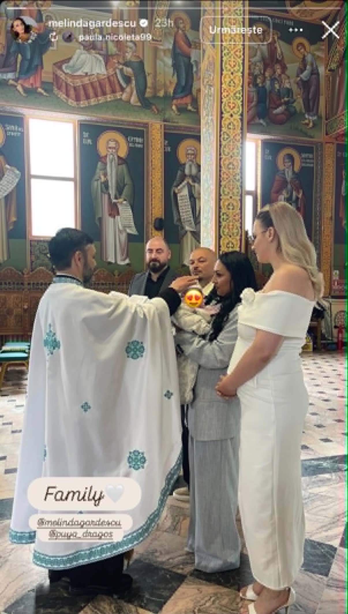 Puya și soția lui, Melinda, nași de botez. Cei doi au devenit părinți spirituali pentru o fetiță 