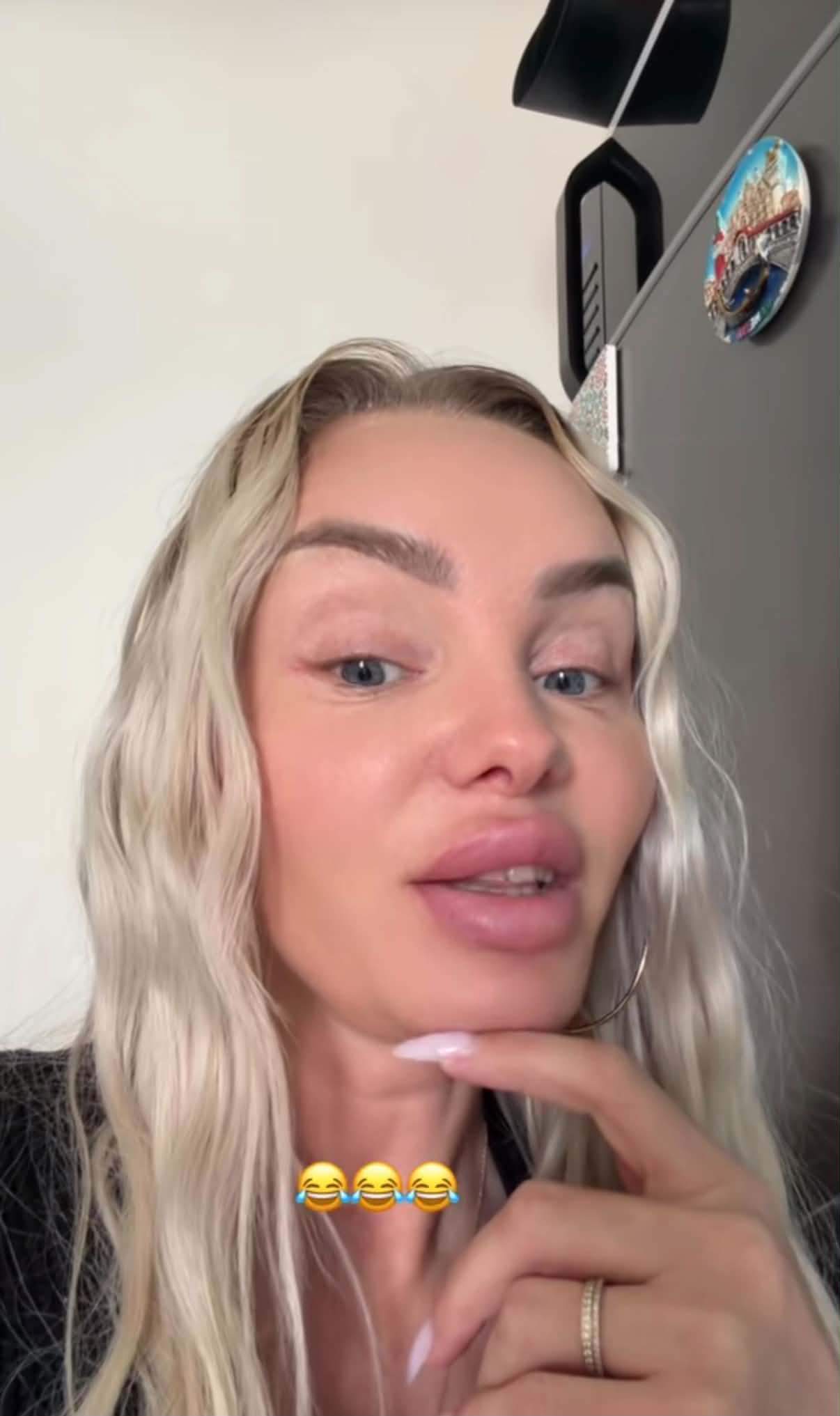 Ce face Maria Constantin când soțul ei e plecat de acasă mai multe zile. Nimeni nu se aștepta la asta 
