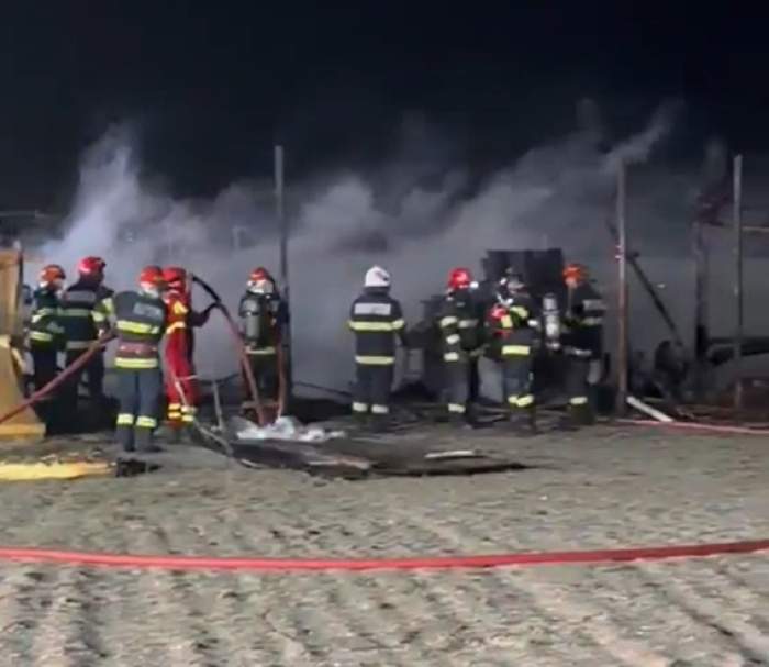 Incendiu puternic în Mamaia! Arde un celebru beach bar 