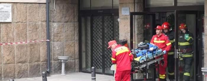 Un lift a căzut în gol cu șapte persoane, în București. Trei victime, duse de urgență la spital