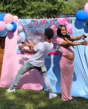 Moment viral la un gender reveal! Reacția tatălui când a aflat că va avea fată a șocat invitații