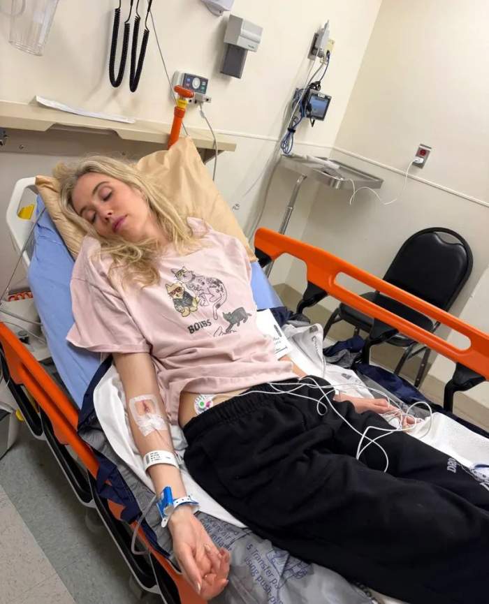 Laura Clery pe patul de spital