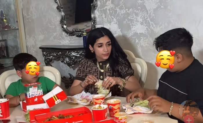 Melek și copiii ei