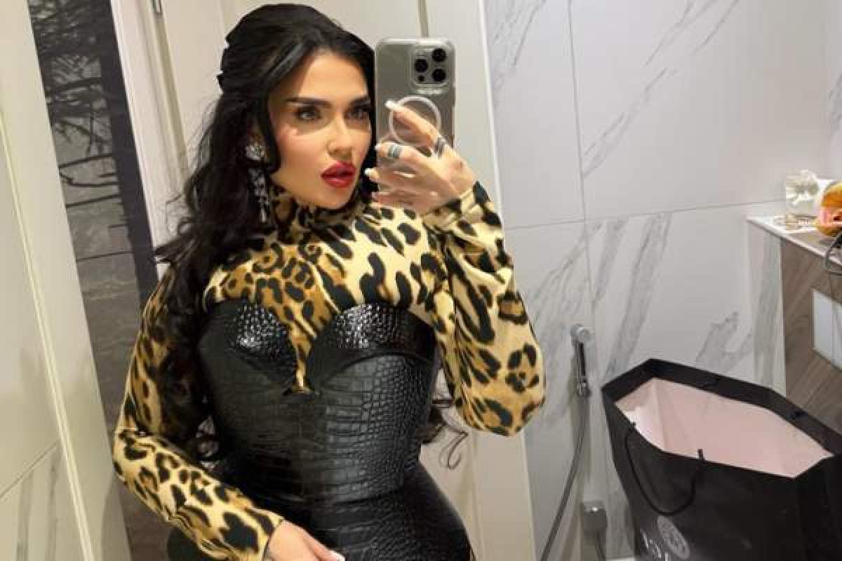 Oana Radu, în oglindă