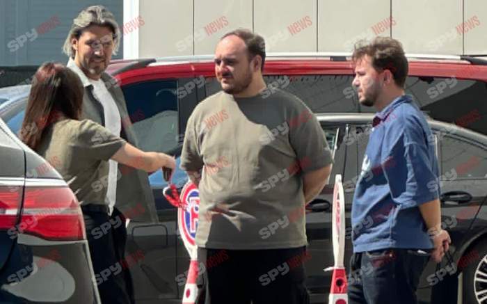 Cu cine se întreține Adi Vasile când nu știe că e filmat! Prezentatorul de la Survivor a câștigat concursul de popularitate