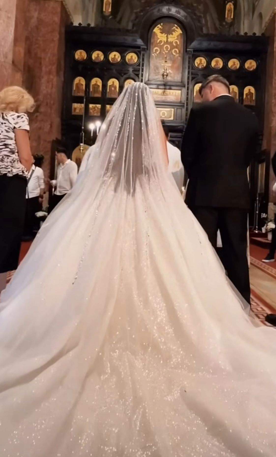 Alexandra Cotruș și Adrian Vodă, la altar