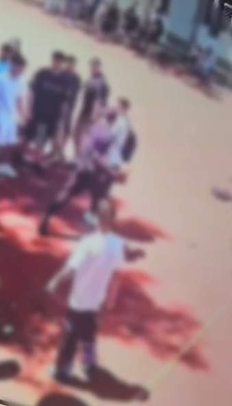 Incident șocant la un liceu din București! Un elev a fost bătut. De la ce a pornit totul. Poliția Capitalei a intervenit