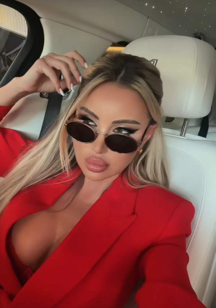 Roxana Vașniuc sexy