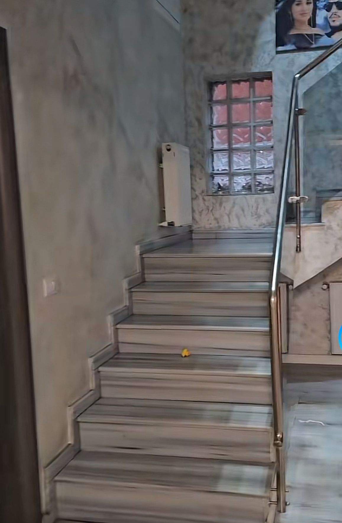 Interiorul casei lui Melek