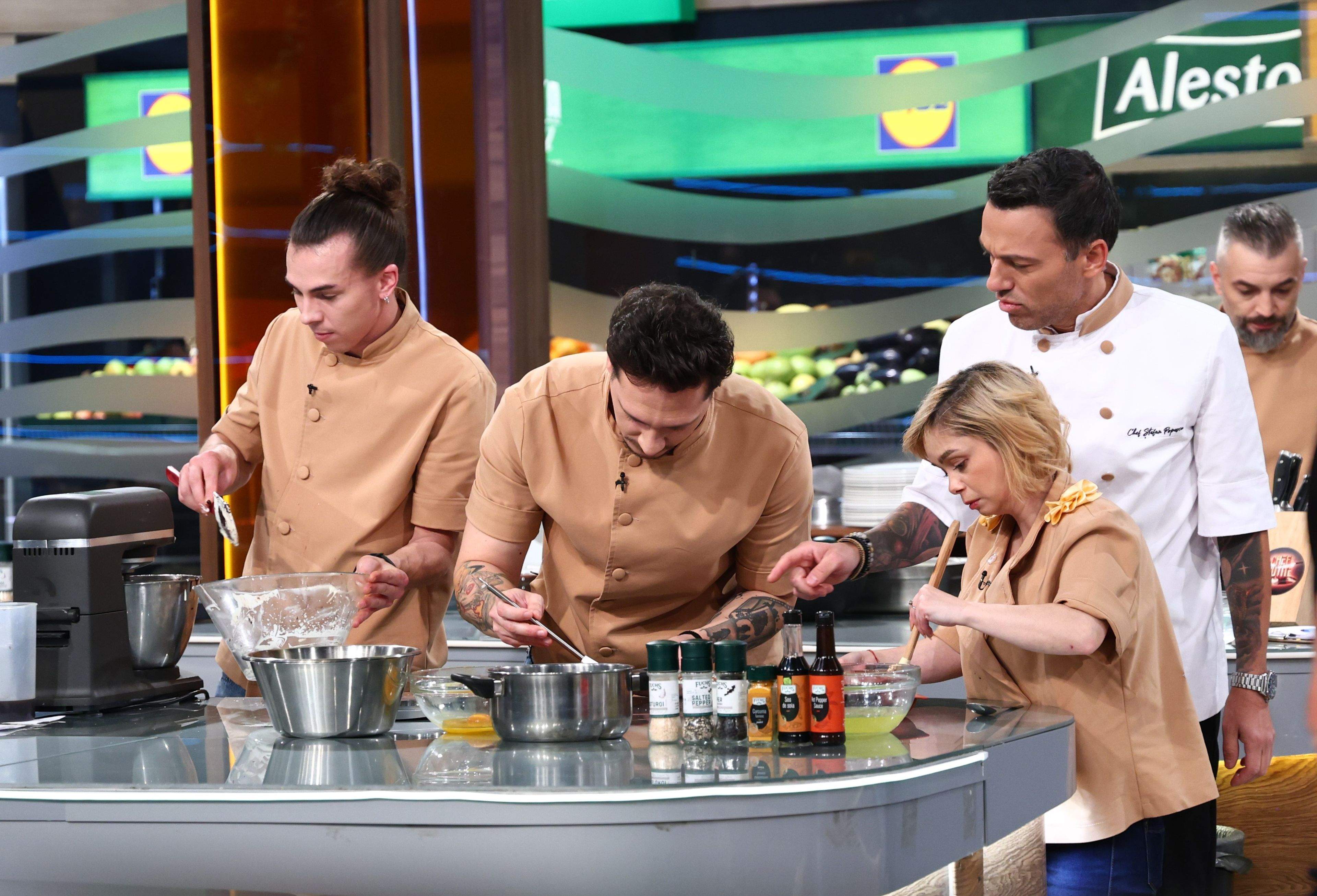 Chefi la cuțite, lider de audiență. Ionela Românianu a abandonat competiția, iar Bianca Podosu a fost eliminată. Diseară, Chef Sautner aruncă-n joc o amuletă surprinzătoare