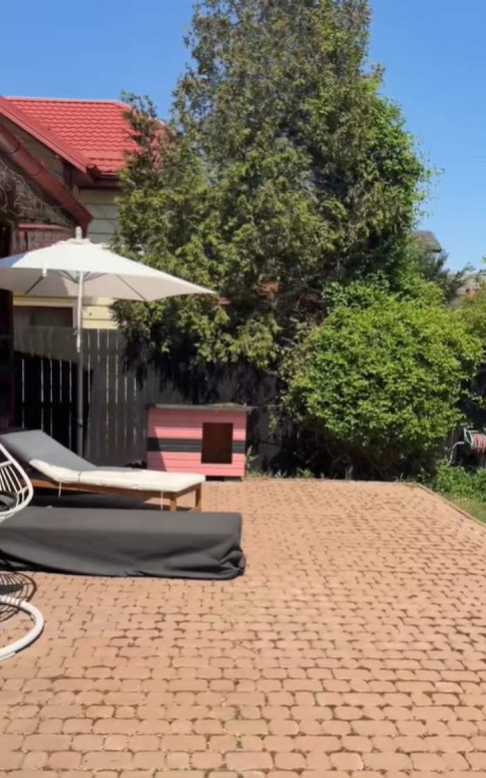 Cum arată grădina Ioanei Ginghină. Actrița a făcut turul în costum de baie