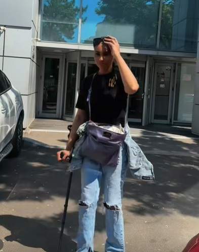 Laurette a fost externată după ce a suferit o nouă operație. Care e starea ei 