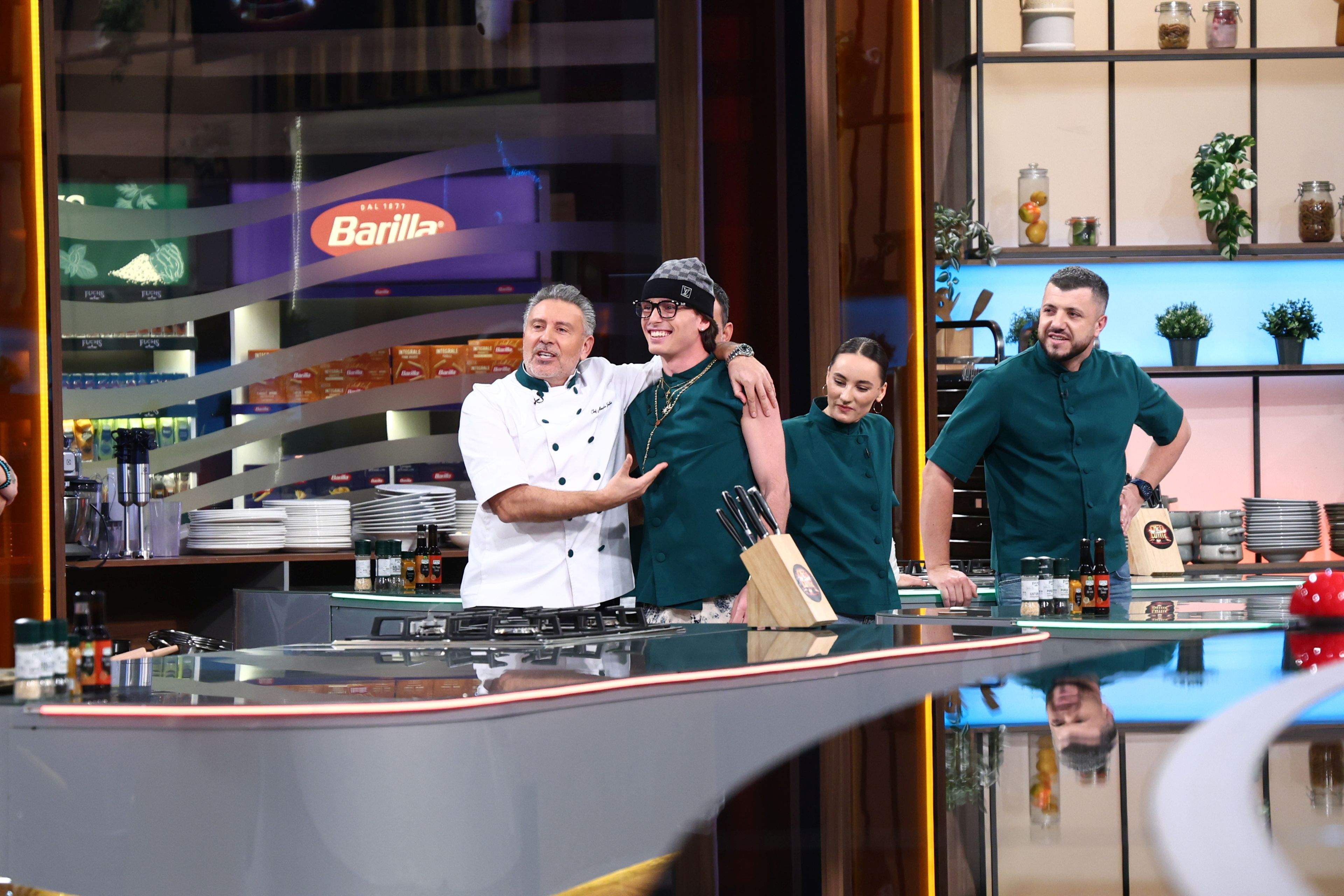 Chefi la cuțite, lider de audiență. Victorie pentru echipa verde ieri seară! Chef Ștefan face diseară un schimb de concurenți care naște tensiuni puternice
