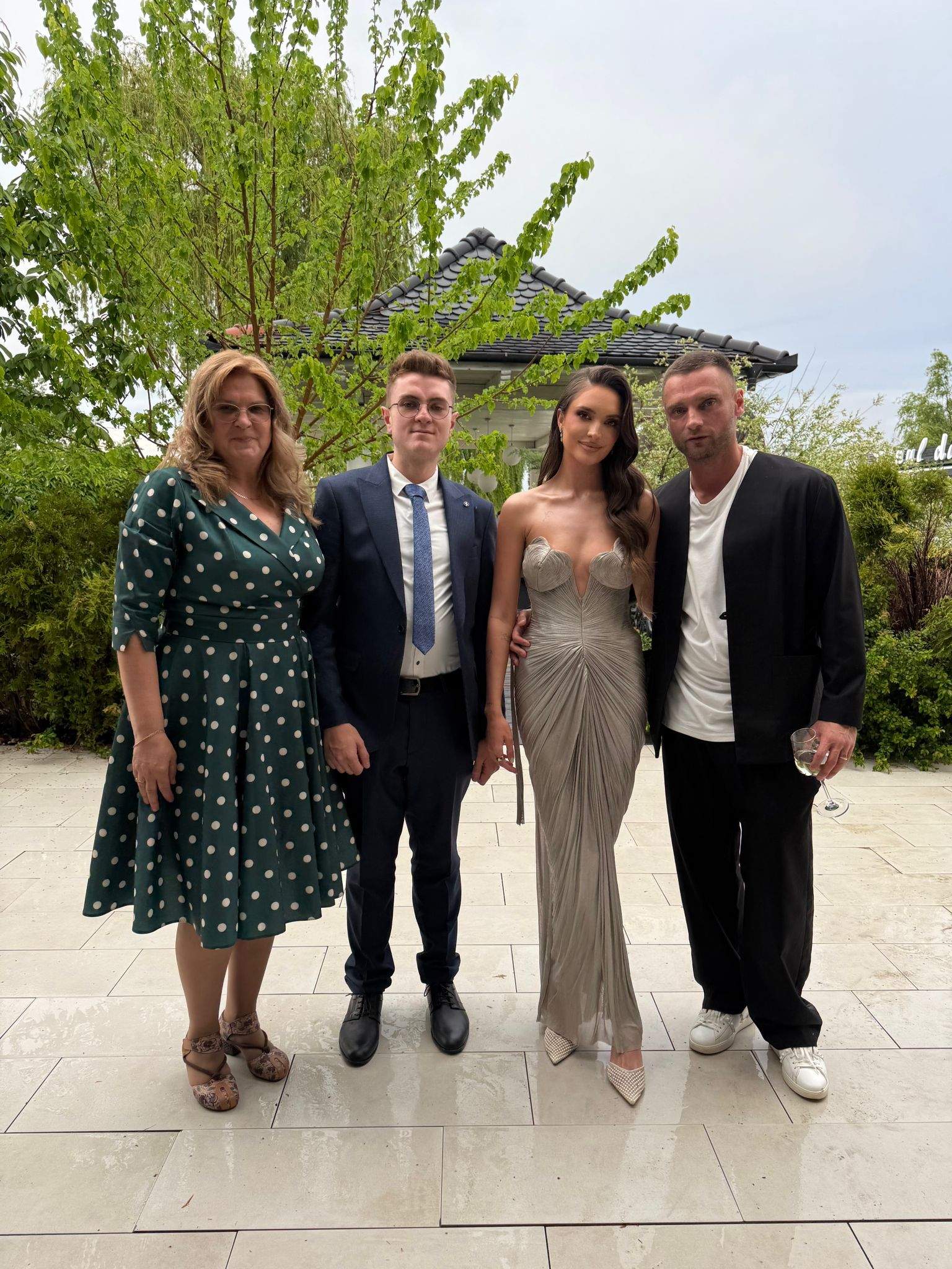 Ce frumoși sunt Iza și Cristi Vâlcan! Imagini de senzație cu fratele și cumnata lui Radu Vâlcan