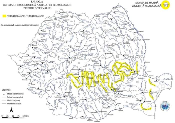 Inundații în 14 județe din România. Hidrologii au emis cod galben. Unde vor lovi puhoaiele