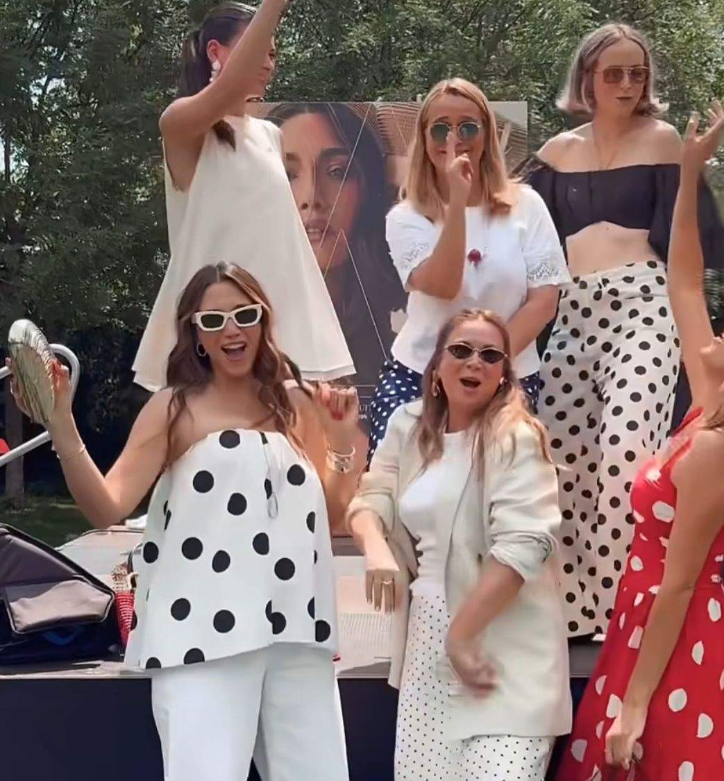 Andreea Esca, aranjată