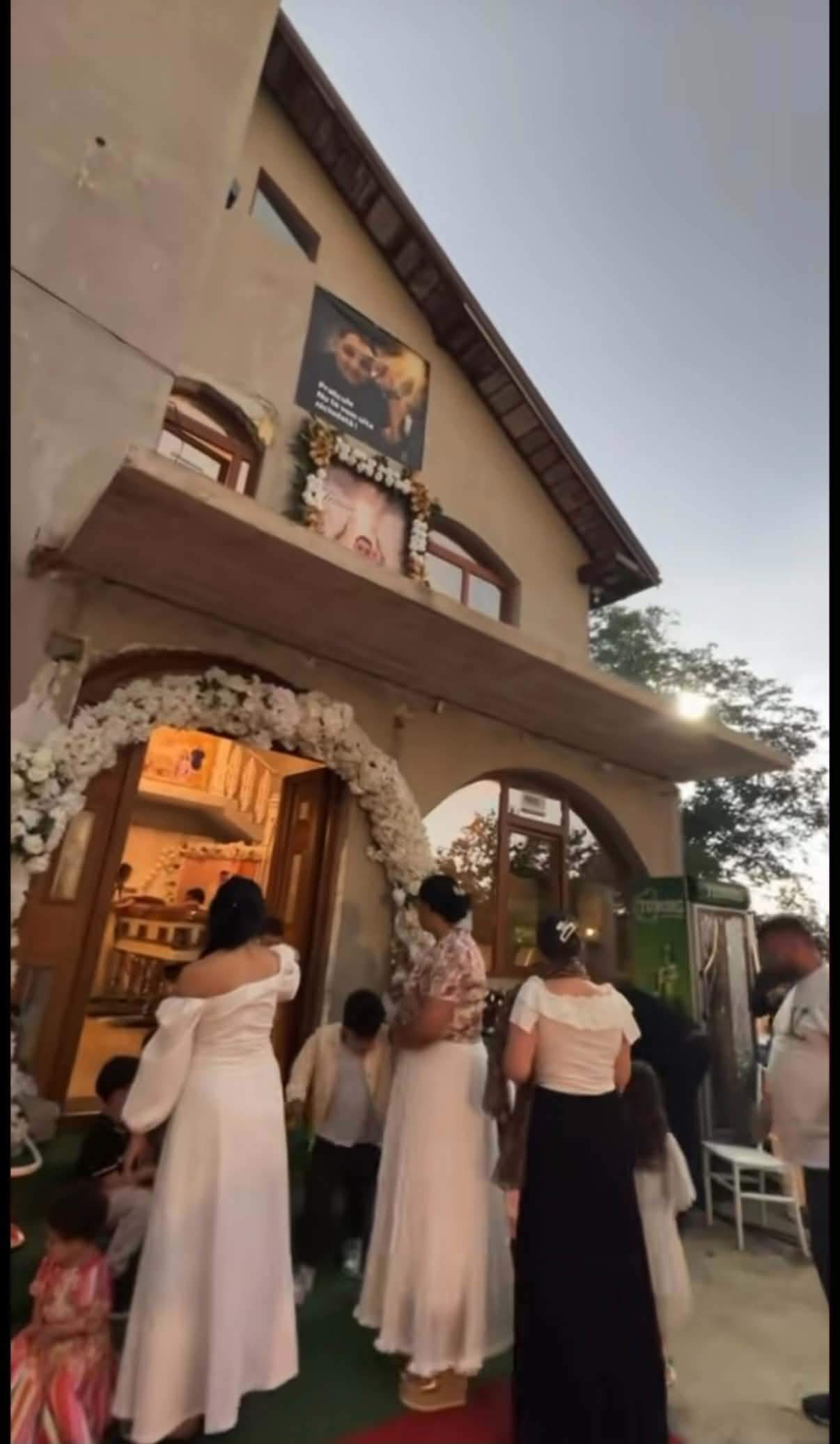 Imagini sfâșietoare de la priveghiul vărului lui Tzancă Uraganu. Familia și prietenii îl plâng pe Traian