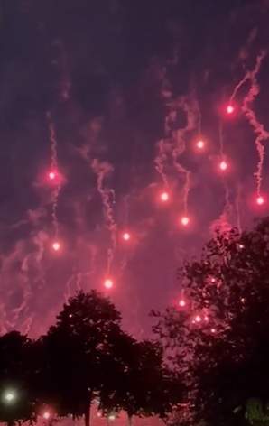 Fenomenul ciudat care a stârnit panică! Mai multe obiecte luminoase au căzut din cer și au aprins incendii