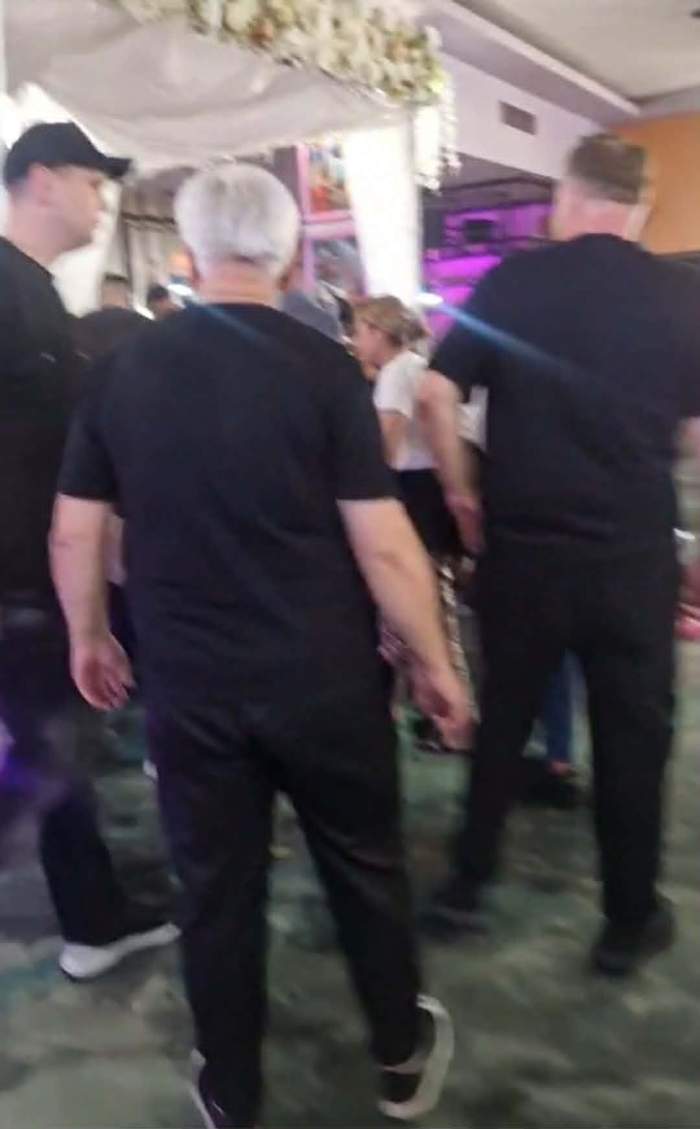 Imaginile durerii de la priveghiul lui Memiș Selciuc! Oamenii sunt copleșiți de suferință | FOTO
