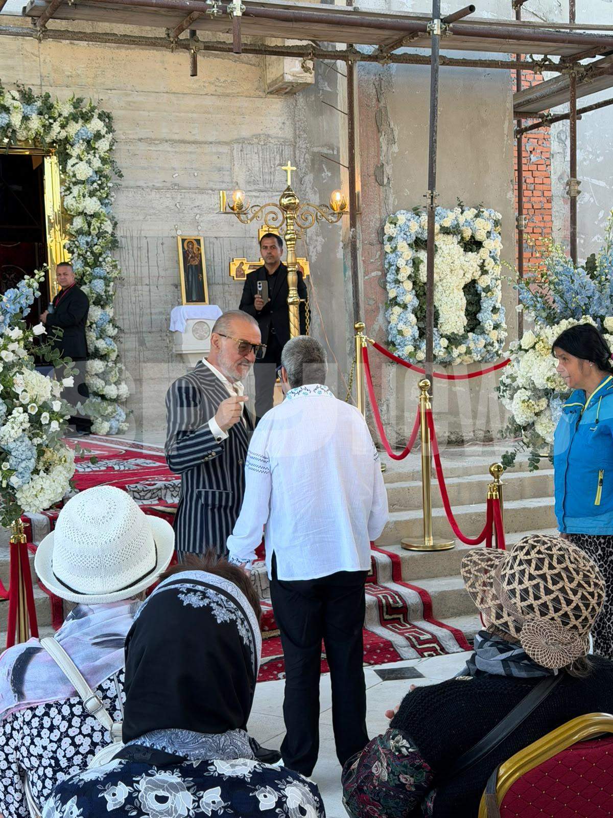 Gigi Becali își sfințește biserica din Pipera azi. Imagini exclusive | FOTO