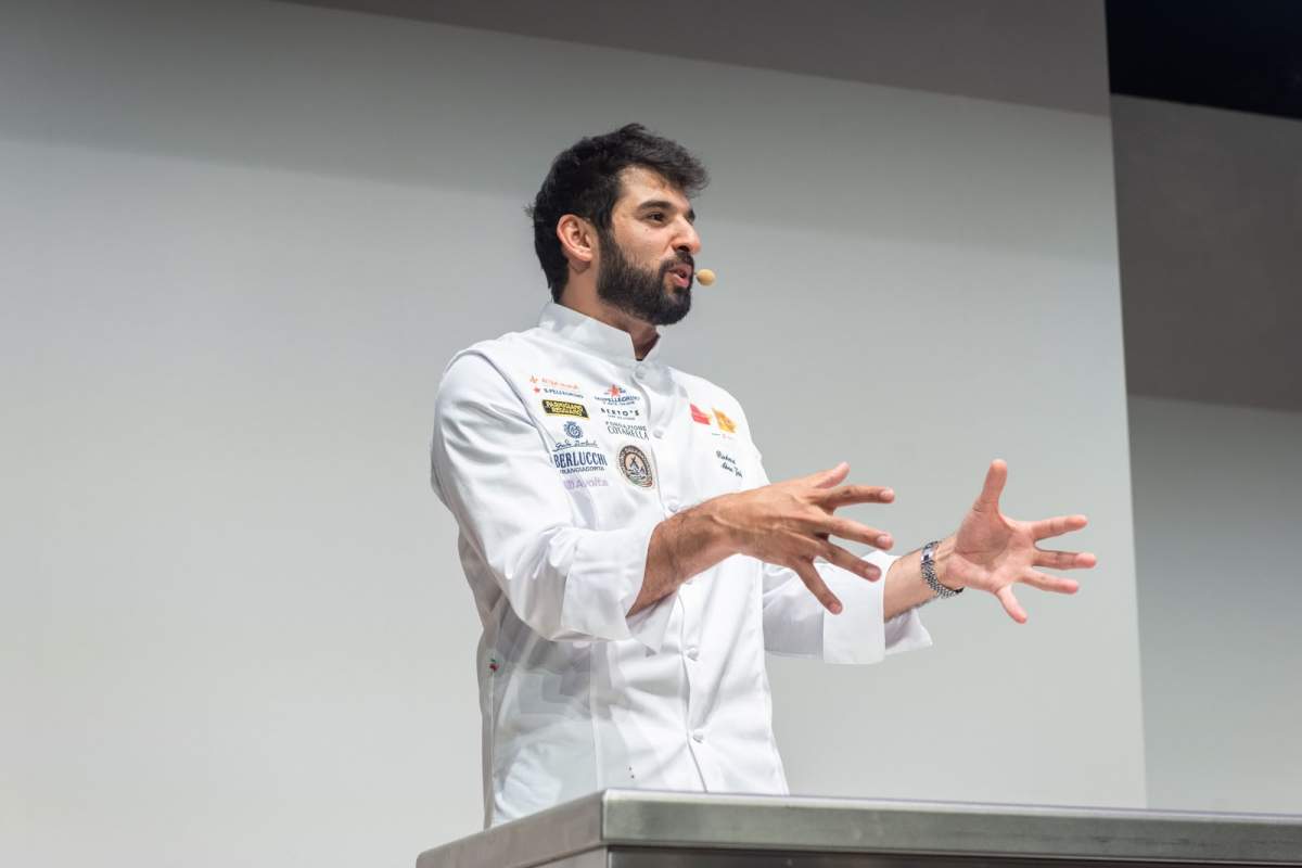 Chef Richard Abou Zaki, pe scena Congresului Internațional de Gastronomie de la Milano, la care au participat cei mai apreciați Chefi la nivel mondial