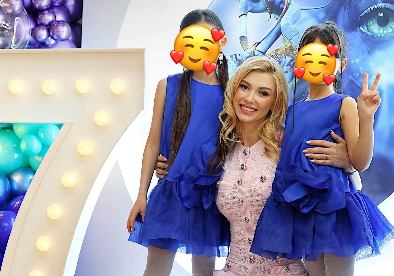 Andreea Bălan, alături de fiicele ei