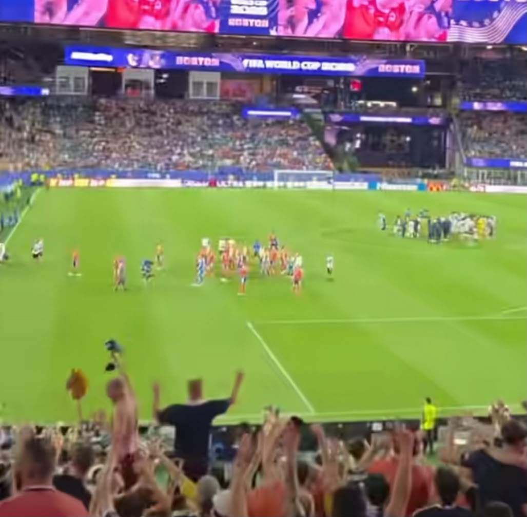 Americanii sunt fascinați de suporterii europeni! Imaginile care spun totul | VIDEO