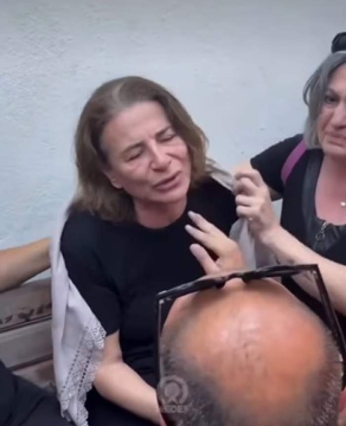 Imagini sfâșietoare de la înmormântarea actriței Ece Irtem! Mama tinerei a leșinat în timpul ceremoniei