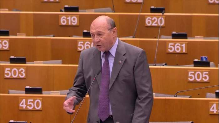 Traian Băsescu la o conferință