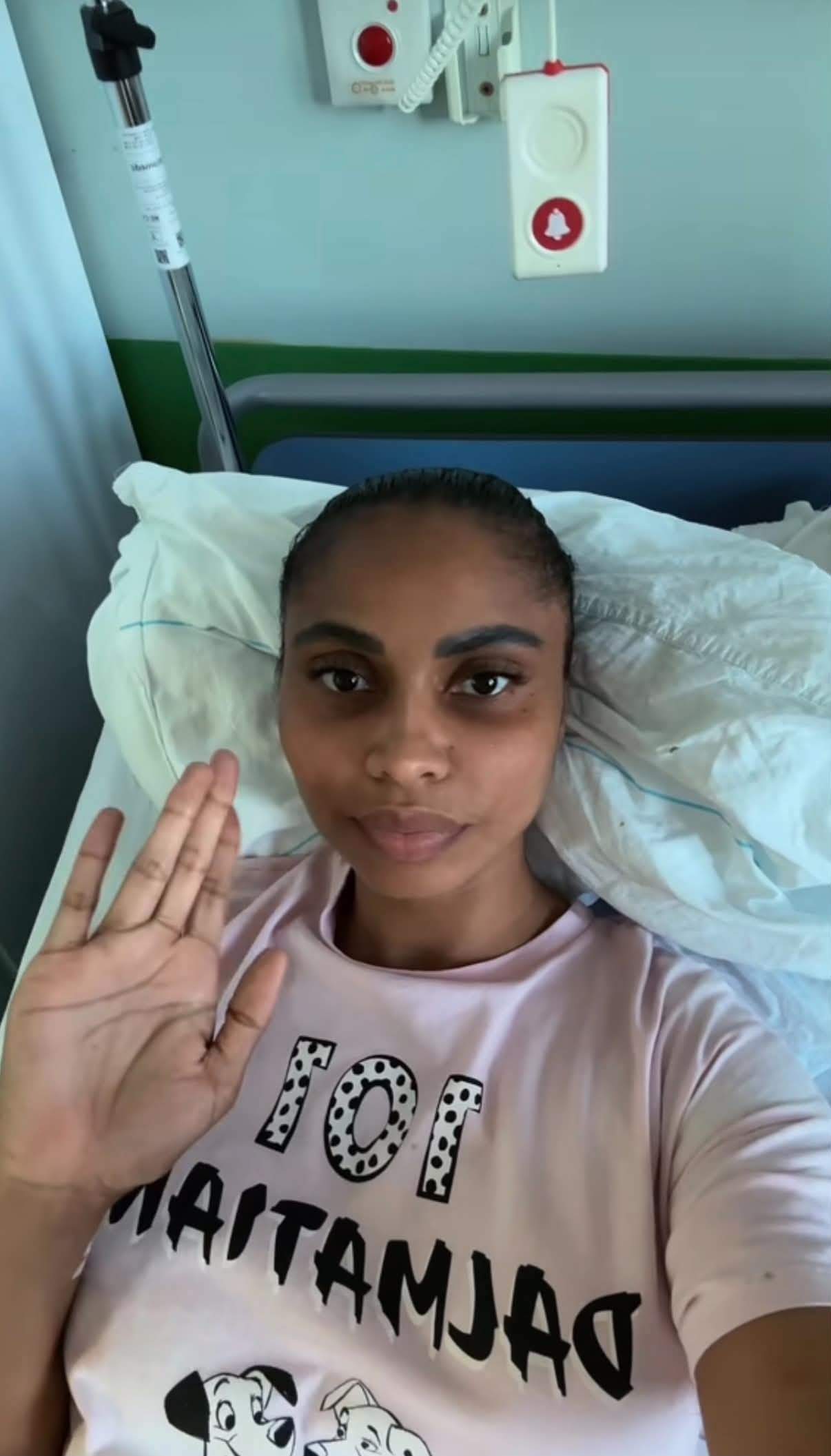 Laurette a ajuns din nou la spital! Starea ei s-a înrăutățit după ultima operație suferită