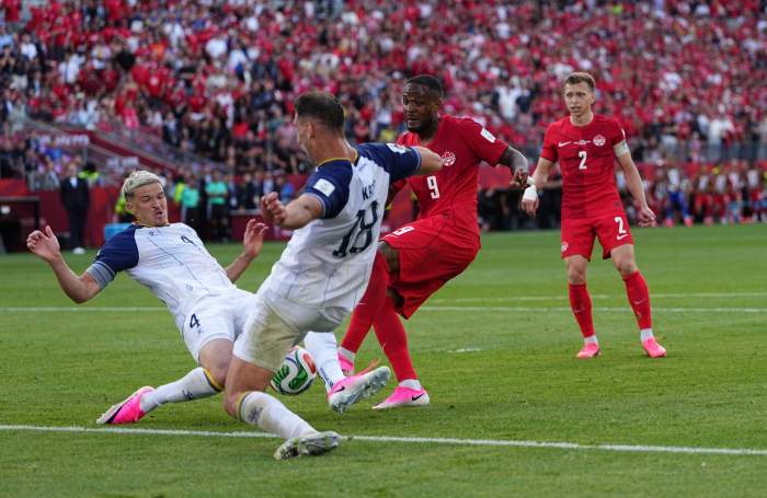 Prima echipă calificată ȋn şaisprezecimi, rezultate zdrobitoare, dar și noi recorduri doborâte ȋn a 8-a zi a Campionatului Mondial 2026, lider de audienţă