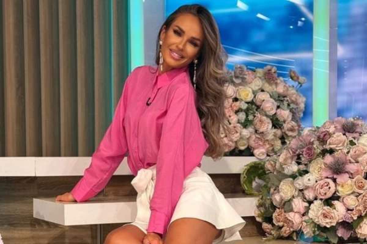 Diana Munteanu, aranjată