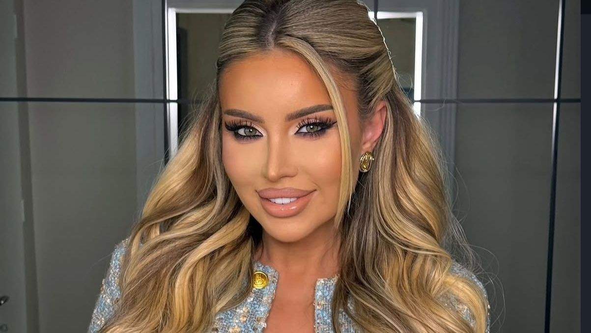 Roxana Vașniuc, aranjată