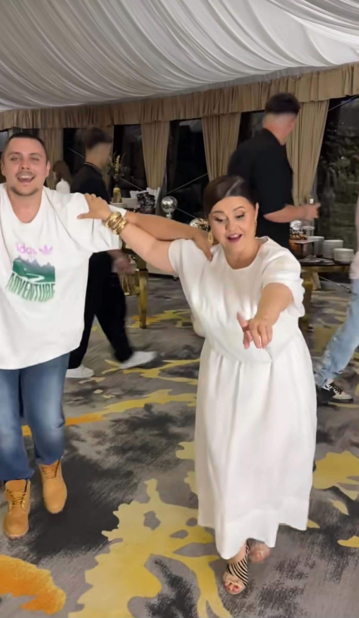 Niculina Stoican, imagini rare alături de băiatul ei. Cum l-a descris artista pe fiul ei, Vlad