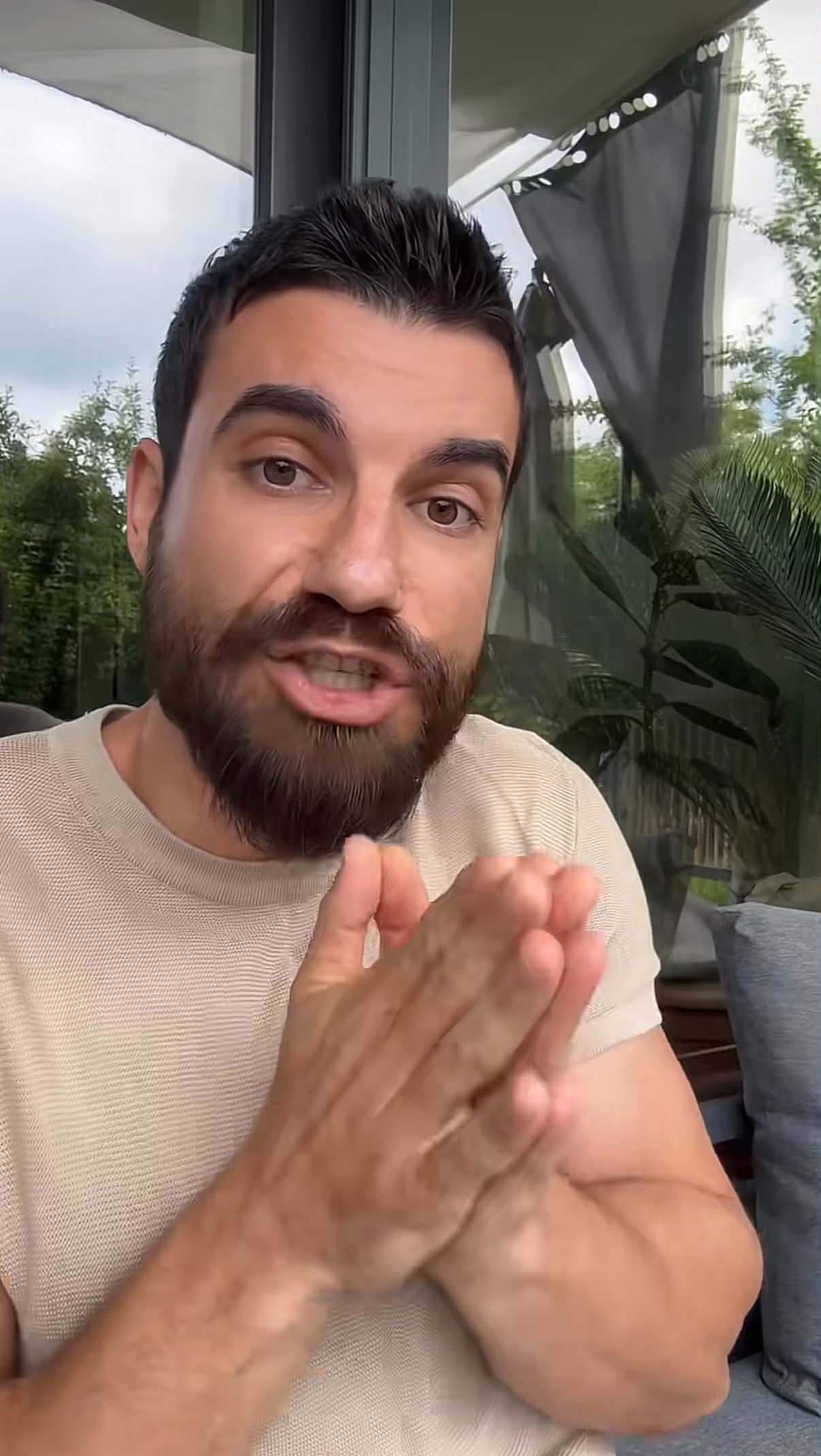 Andi Constantin, implicat într-un scandal cu un alt nutriționist. S-au jignit public. De la ce a pornit totul