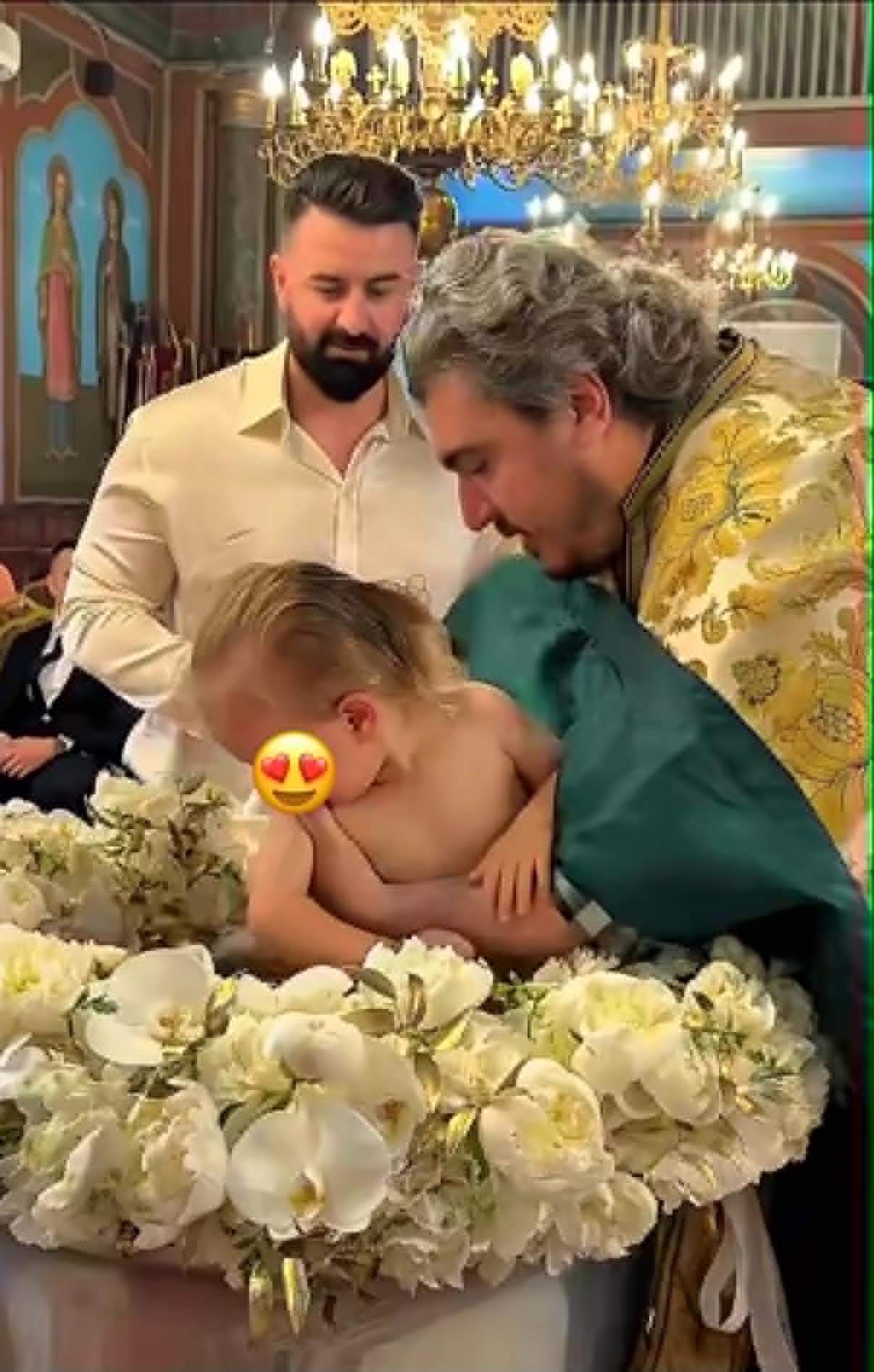 Laurențiu Reghecampf și Corina Caciuc își botează copilul. Primele imagini