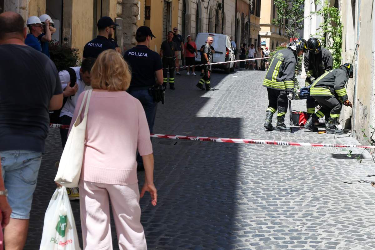 Româncă și fiica ei de 13 ani, găsite moarte într-un apartament din Torino. Femeia, suspectată că și-ar fi ucis copilul. Detalii cutremurătoare