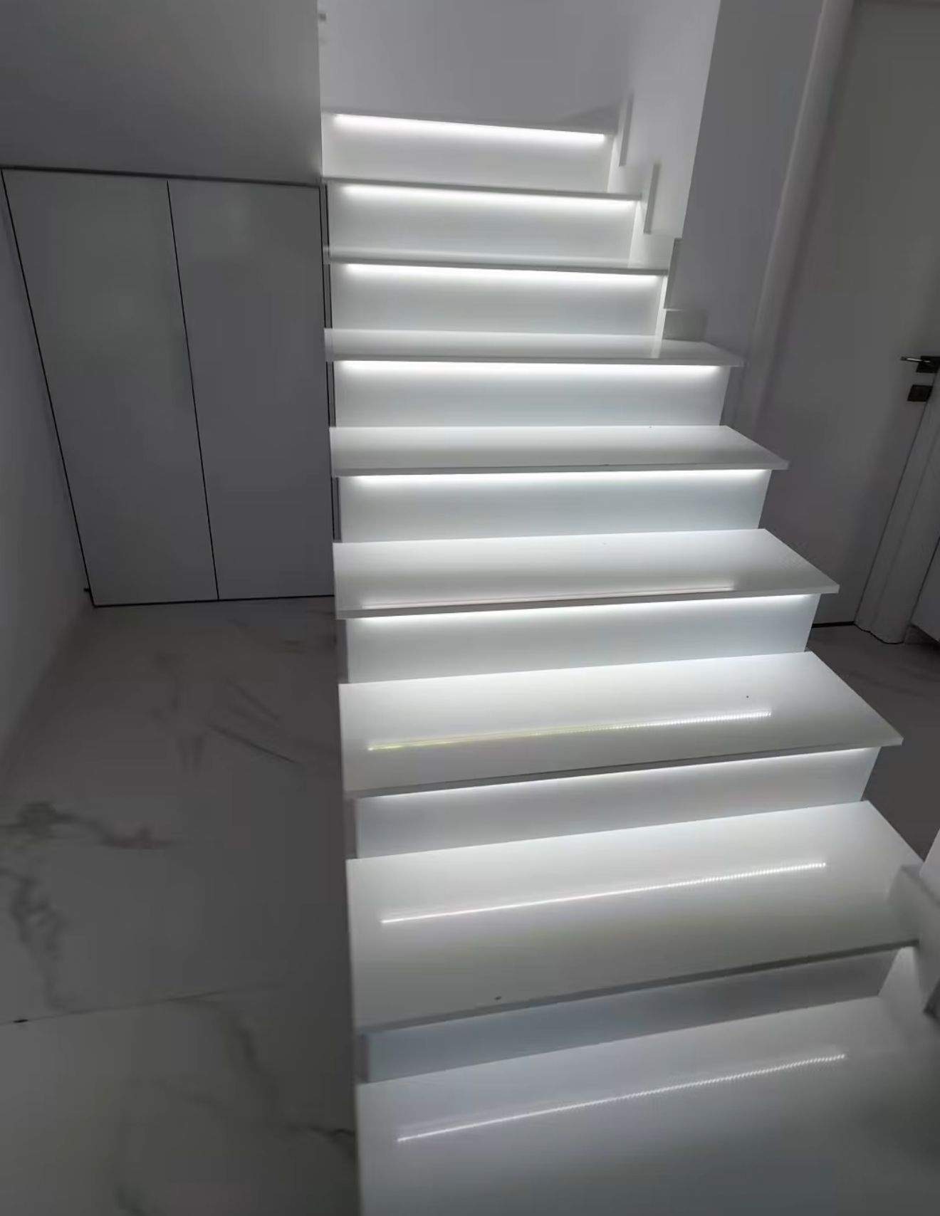 Babasha își amenajează casa! Cum arată vila de lux! Cântărețul locuiește lângă Dorian Popa | FOTO