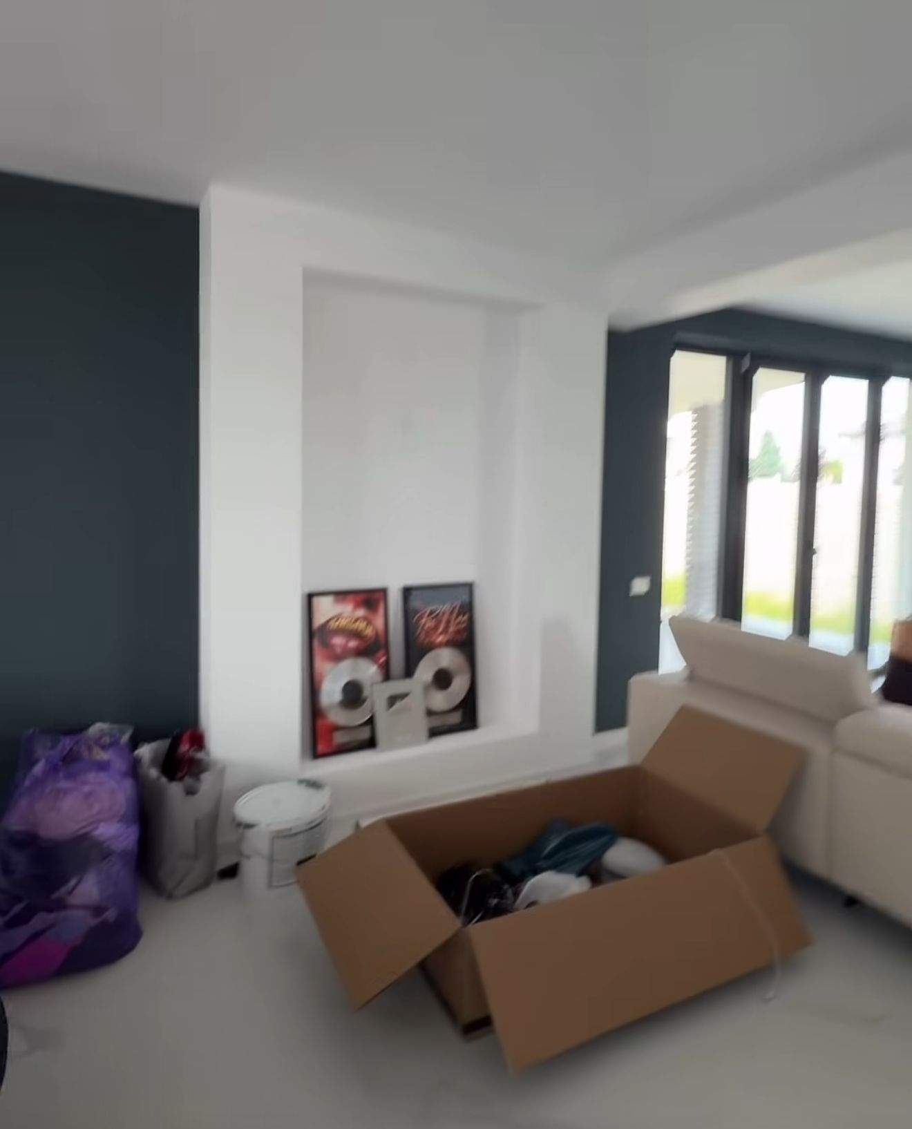 Babasha își amenajează casa! Cum arată vila de lux! Cântărețul locuiește lângă Dorian Popa | FOTO