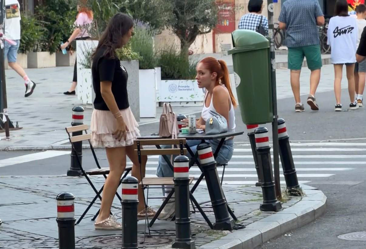 Ce face soția milionarului Zed atunci când nu trăiește pe lux și opulență! Cum a fost surprinsă Alina