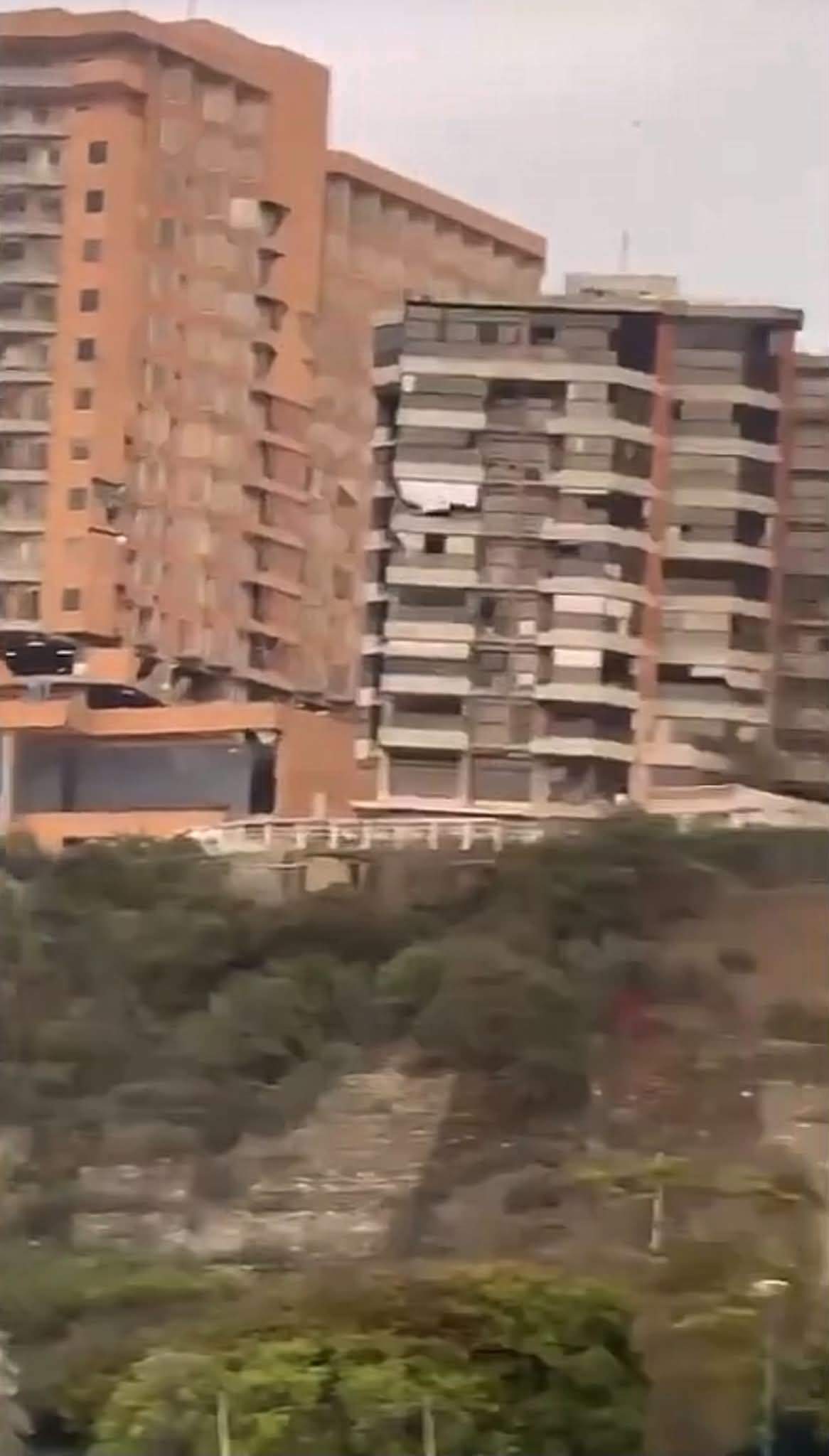 Catastrofă! Cutremur de 7.5 grade cu două replici puternice! Peste 10.000 de persoane au murit. Imagini șocante