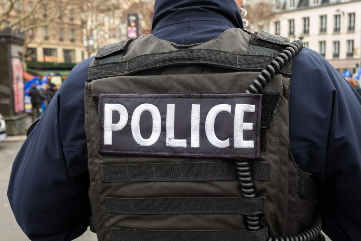 polițist din Franța