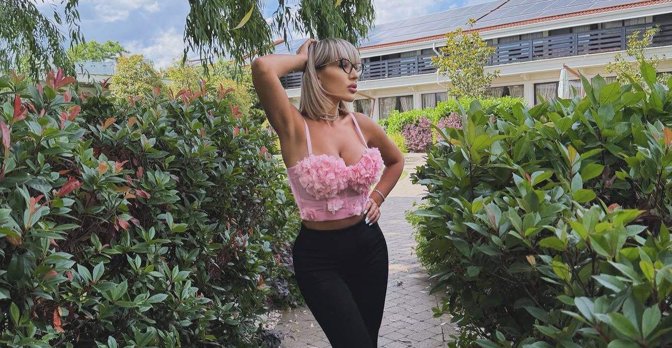 Dana Roba