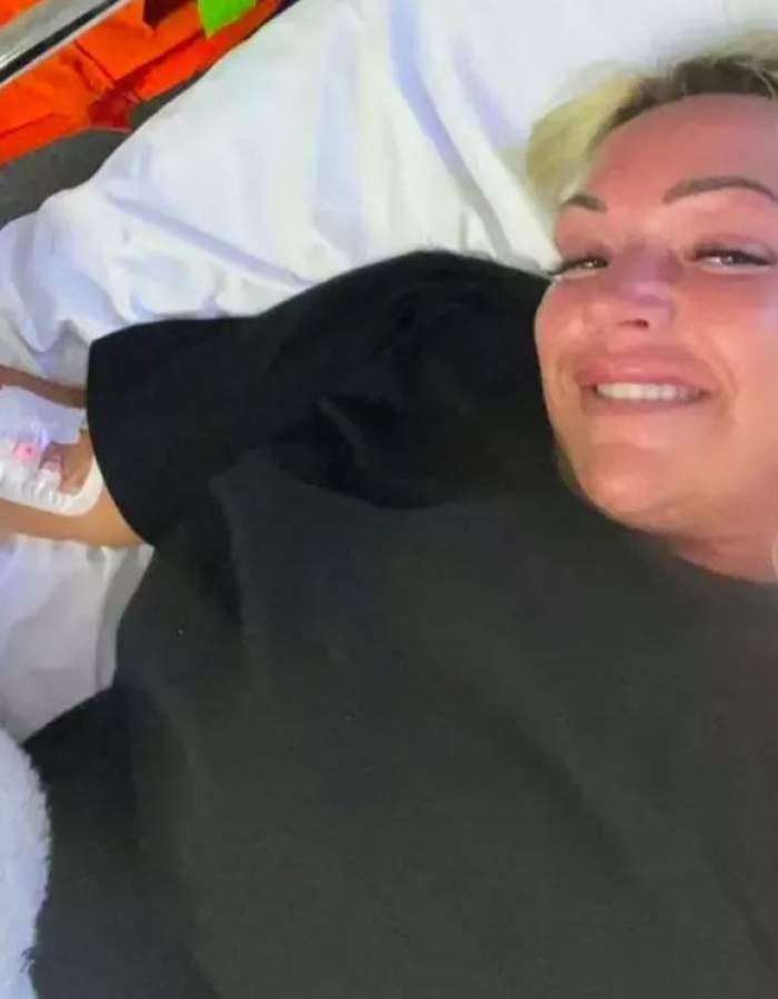 Femeia diagnosticată cu cancer, pe patul de spital
